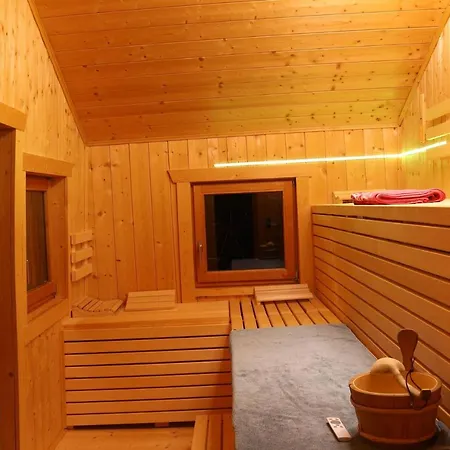 Erlauf - Ursprung, - 6 Personen, Outdoorsauna Mit Bachzugang *