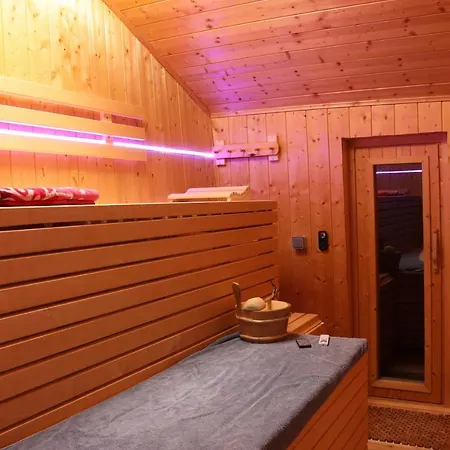 Erlauf - Ursprung, - 6 Personen, Outdoorsauna Mit Bachzugang מיטרבאך