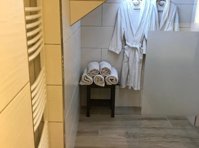 Erlauf - Ursprung, - 6 Personen, Outdoorsauna Mit Bachzugang * Mitterbach am Erlaufsee